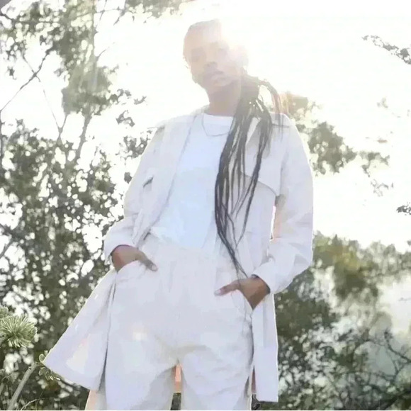 Rachel Pally corduroy Indy Jacket Overshirt in parchment beige cream work shirt - Picture 4 of 14